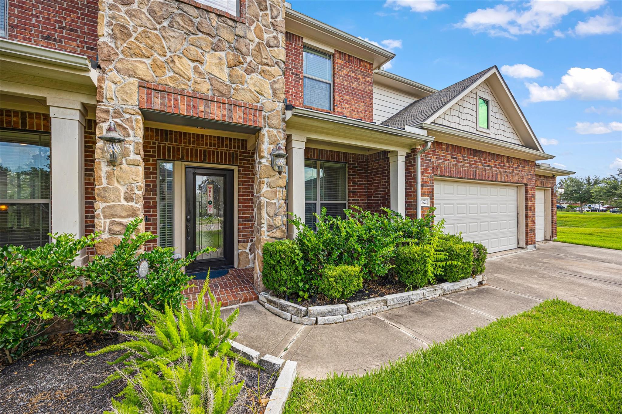 23502 Starbridge Lake Lane