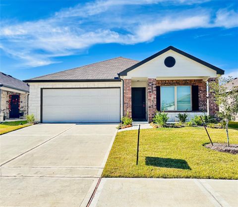 Photo of 17327 Roxboro Ridge Lane, Crosby, TX 77532 (MLS # 36612999)