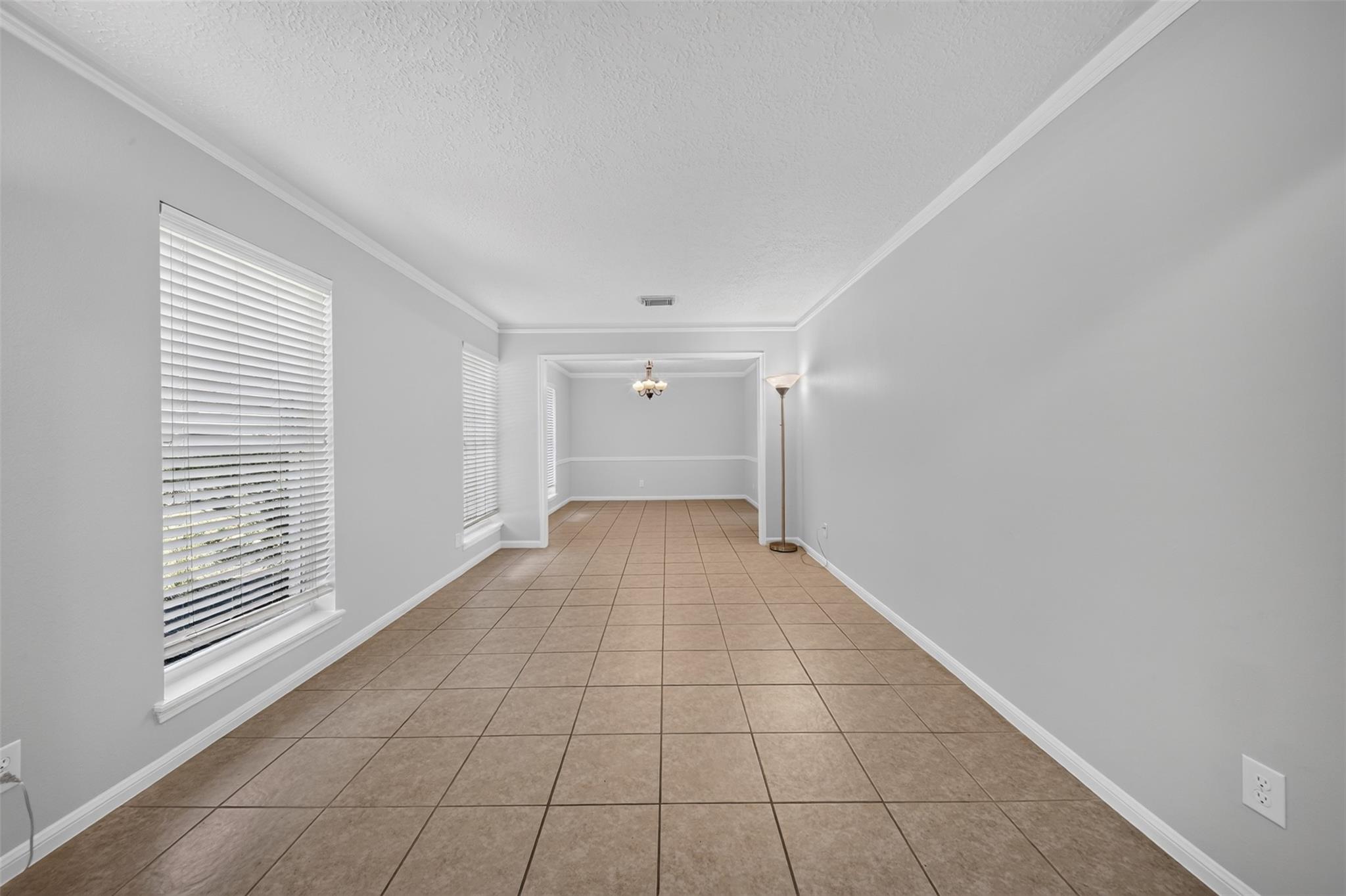 5211 Nodaway Lane