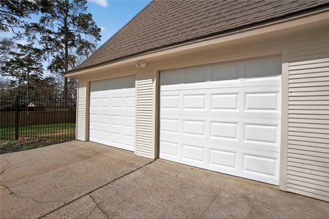 Tiny photo for 112 Kirkwood Lane, Conroe, TX 77304 (MLS # 58725447)