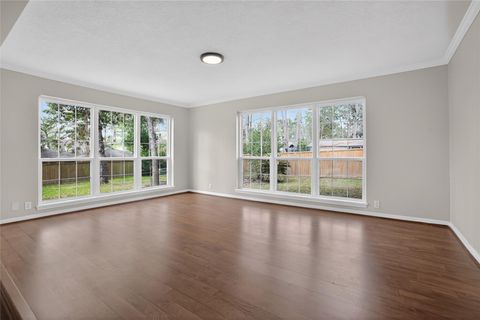 Tiny photo for 112 Kirkwood Lane, Conroe, TX 77304 (MLS # 58725447)