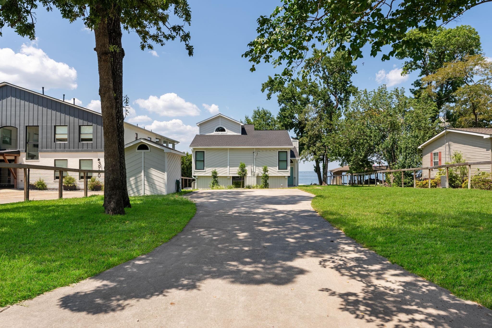 3920 Brookhaven Drive