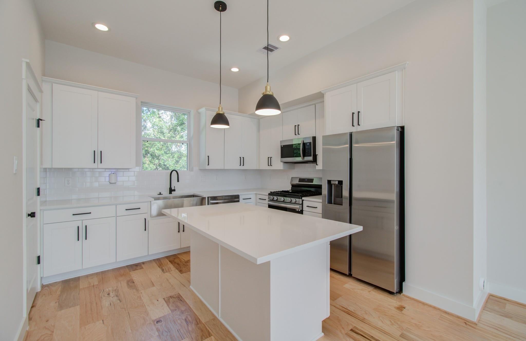 5309 Donovan Gardens Lane