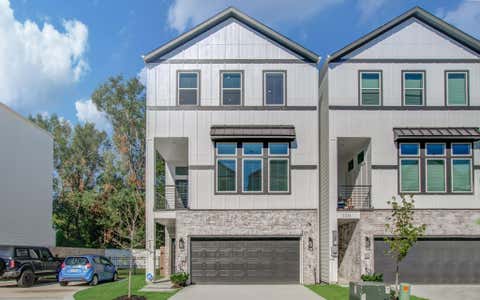 Photo of 5309 Donovan Gardens Lane, Houston, TX 77091 (MLS # 20138255)