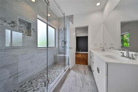 Tiny photo for 4205 Eigel Street, Houston, TX 77007 (MLS # 78309313)