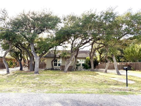 Photo of 1507 S Doughty Street, Rockport, TX 78382 (MLS # 55716802)