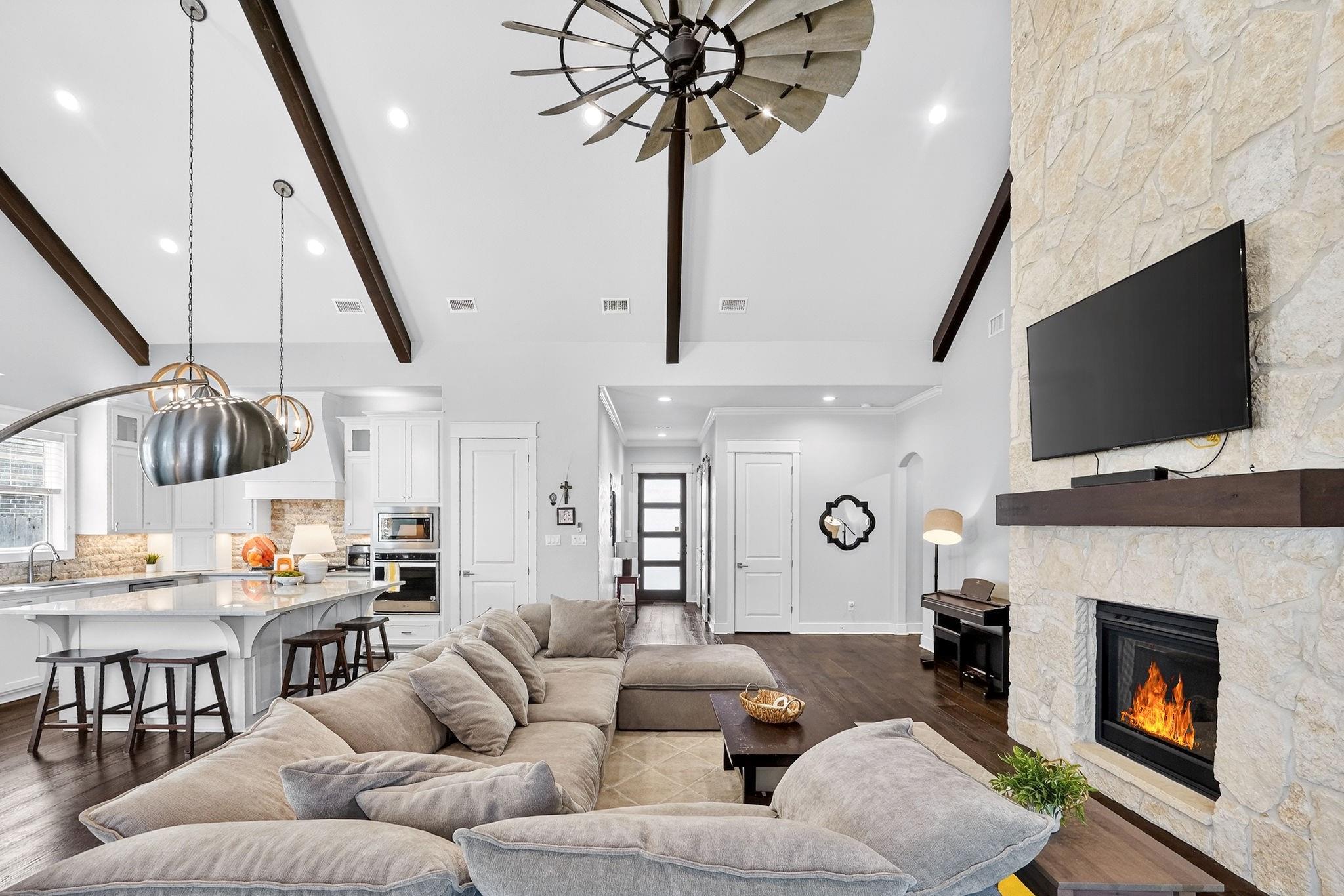 4207 Downton Abbey Avenue