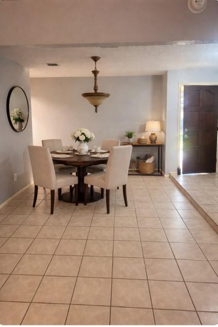 1202 Twining Oaks Lane