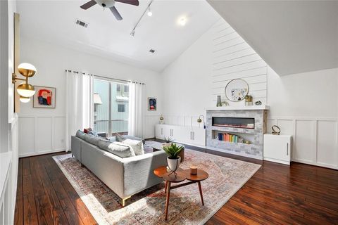 Photo of 6140 Grand Boulevard, Houston, TX 77021 (MLS # 6257866)