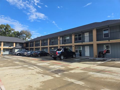 Photo of 22061 Russell Drive #3, New Caney, TX 77357 (MLS # 31578049) Photo of 22061 Russell Drive #3, New Caney, TX 77357 (MLS # 31578049)