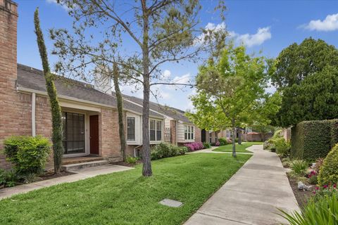 Photo of 12625 Memorial Drive #42, Houston, TX 77024 (MLS # 84431905)