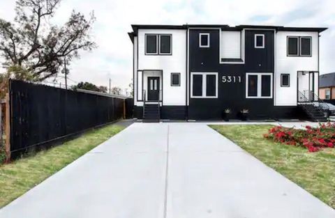 5311 Liberty Road Houston TX 77026