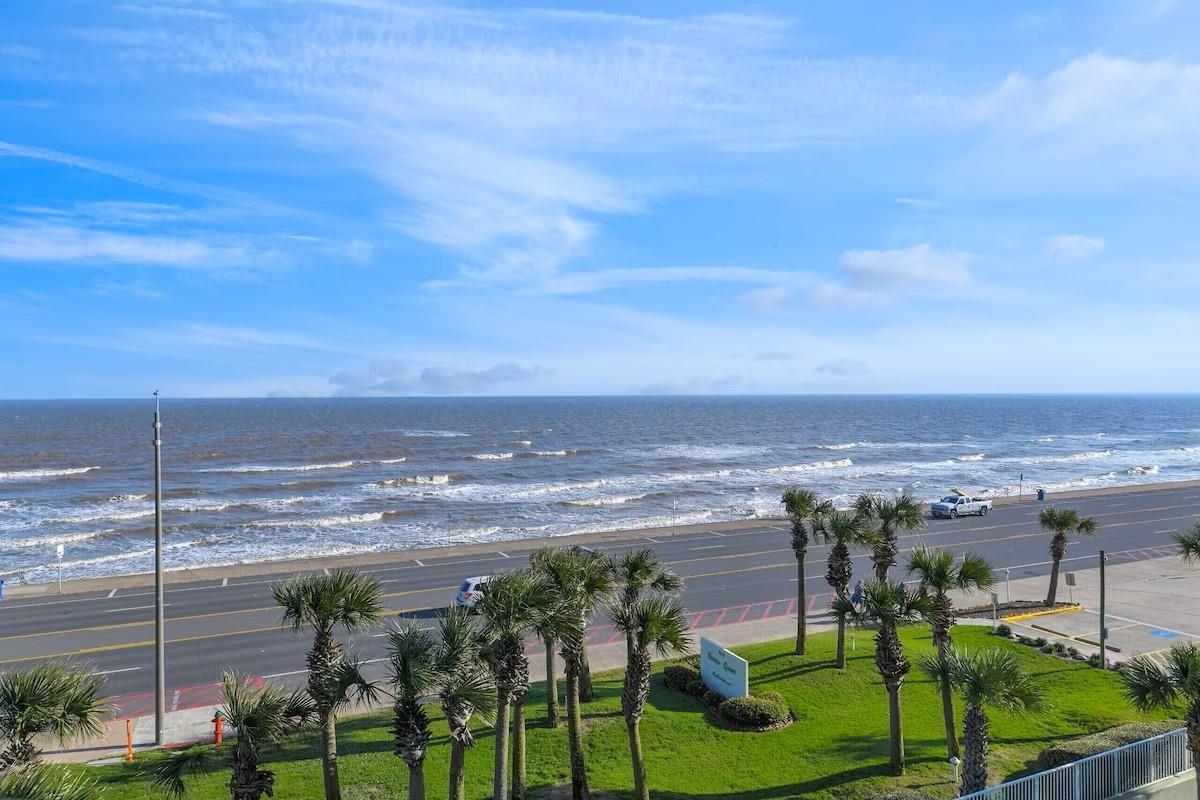 9420 Seawall Boulevard 501