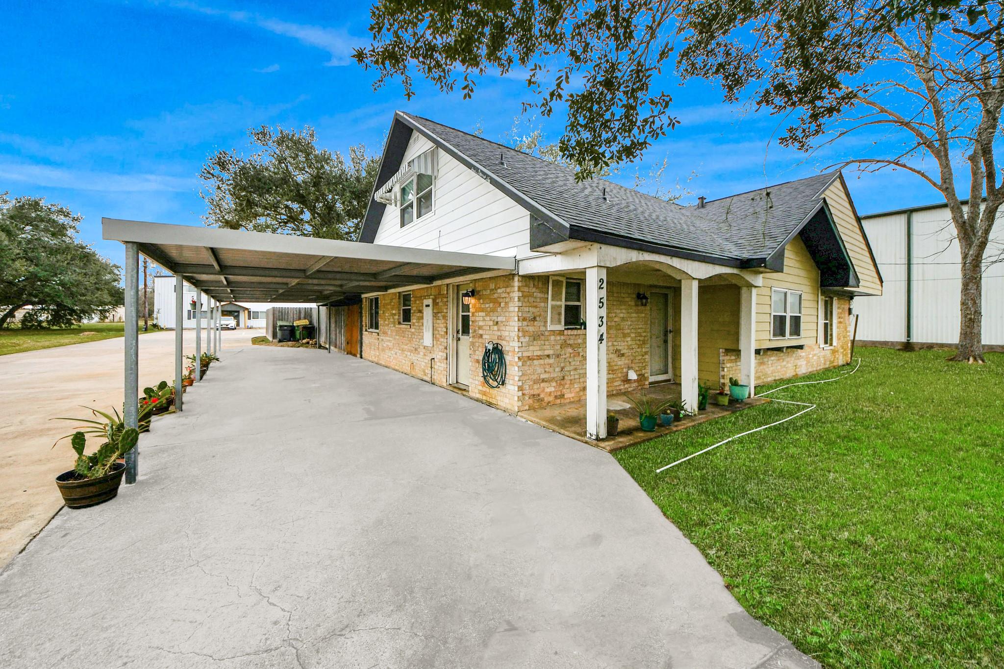 2534 Garden Road CR109