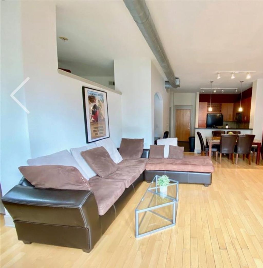 Photo of 1901 Post Oak Boulevard #4505, Houston, TX 77056 (MLS # 57723359)