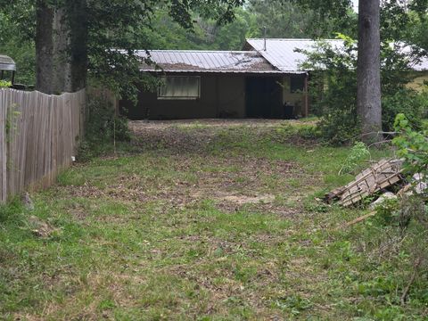 Photo of 127 Private Road 7920, Colmesneil, TX 75938 (MLS # 70820665)