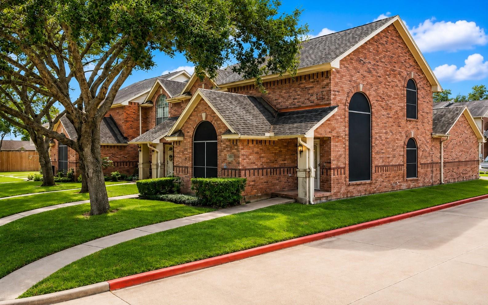 1414 Cypress Cove Street
