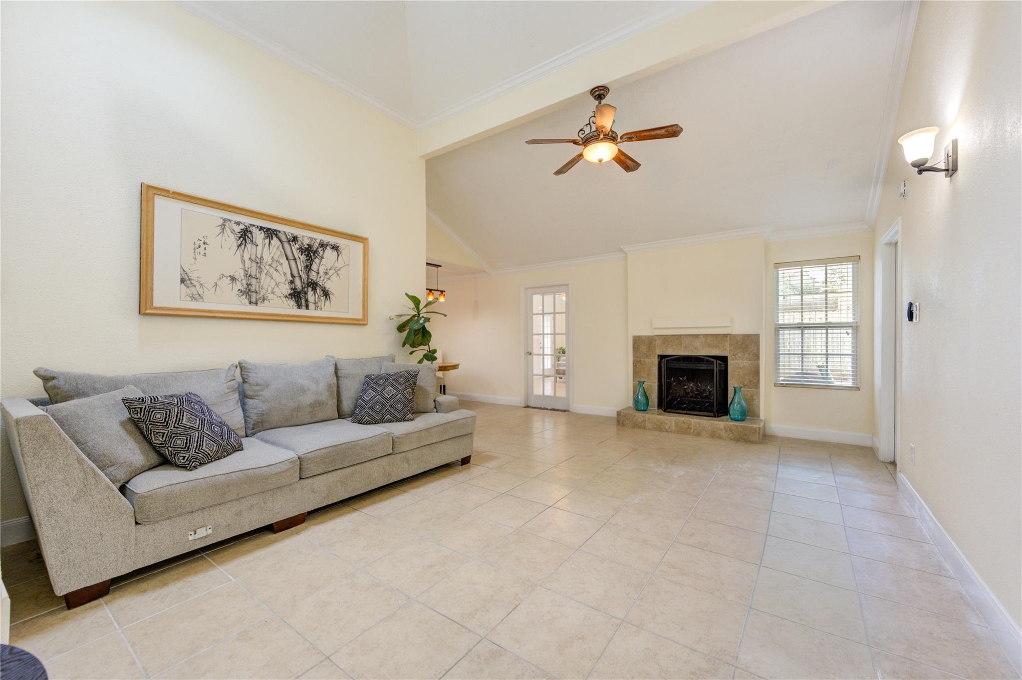 22627 John Rolfe Lane