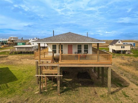 Photo of 1014 Treaty Dr, Surfside Beach, TX 77541 (MLS # 69924959)