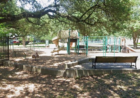 Tiny photo for 1621 California Street, Houston, TX 77006 (MLS # 65685087)