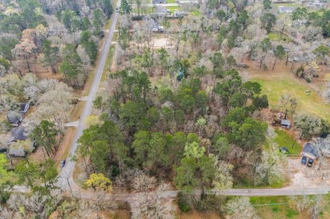 Photo of 15104 Forest Lane, Conroe, TX 77306 (MLS # 9814185)