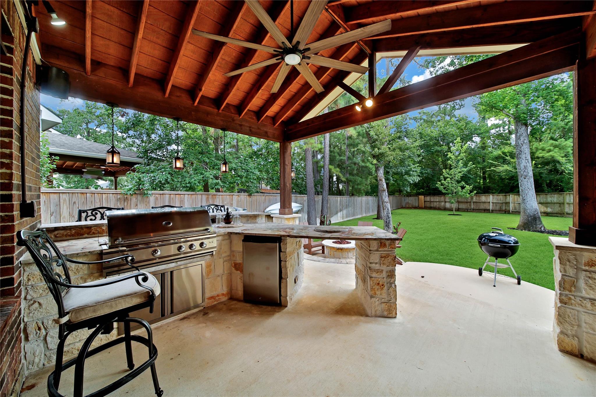 142 S Arrow Canyon Circle
