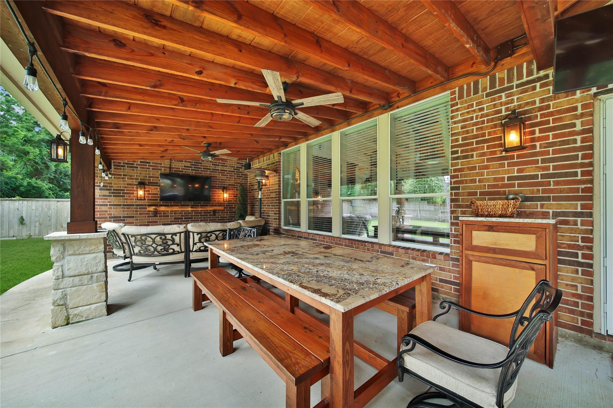 142 S Arrow Canyon Circle