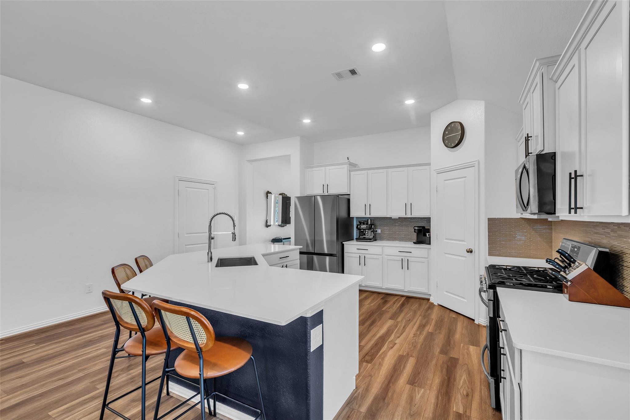 15315 Lake Front Drive