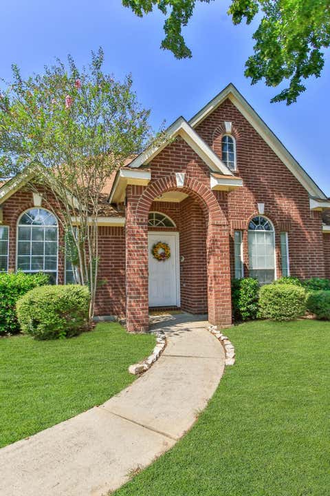 Homes For Sale - 31523 Johlke Road<br/> Magnolia, TX 77355