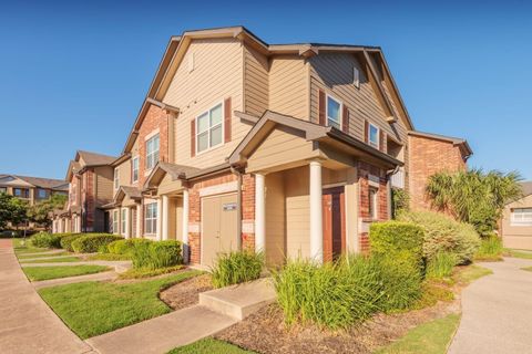 Apartment For Rent - 12101 Dessau Rd #0102<br/> Austin, TX 78754