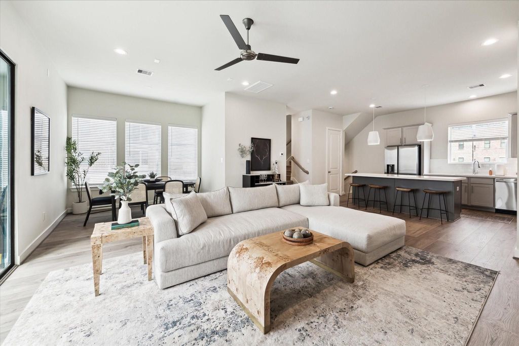 Photo of 3911 Willowbend Point Dr, Houston, TX 77025 (MLS # 56995063)