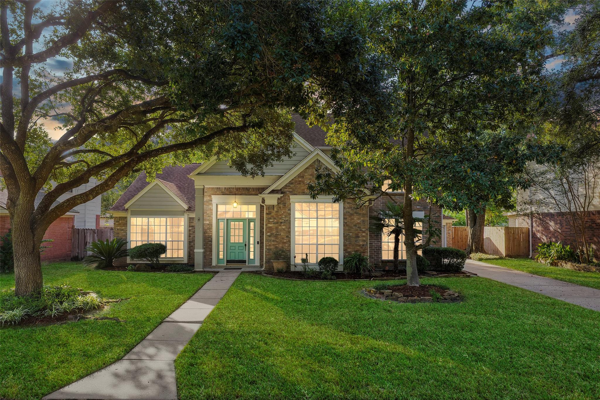 2631 Woodsboro Drive
