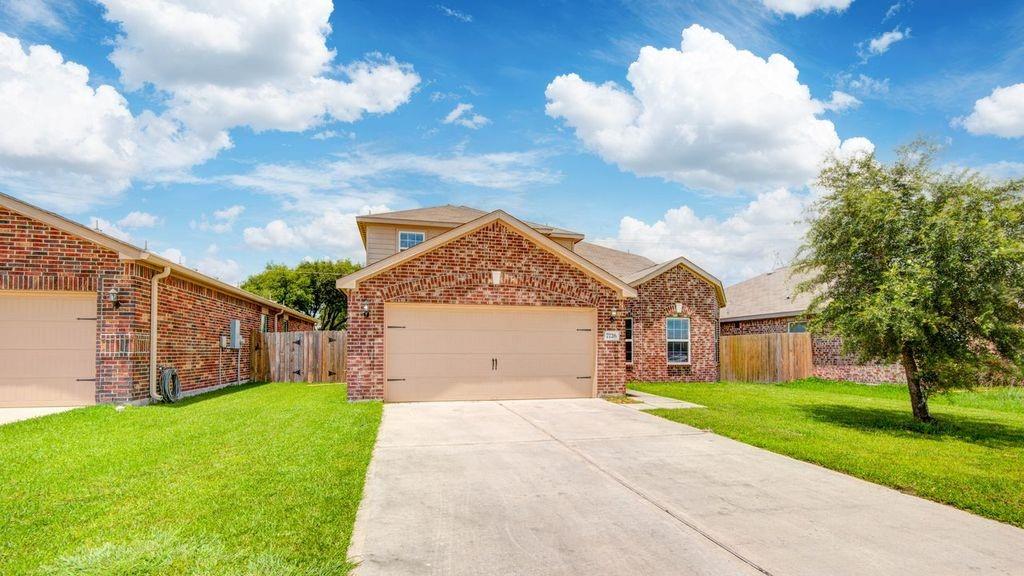 7726 N Country Space Loop