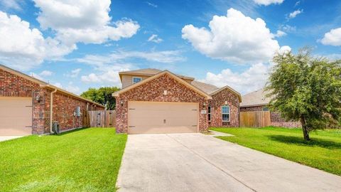 Photo of 7726 N Country Space Loop, Richmond, TX 77469 (MLS # 6853112)