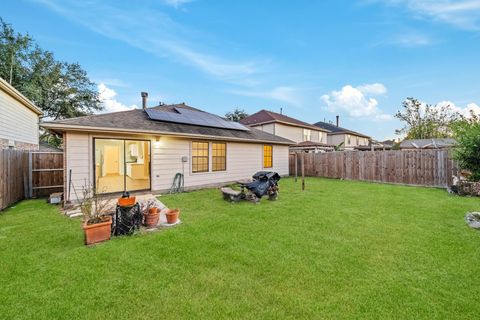 Tiny photo for 5914 Stirring Winds Lane, Houston, TX 77086 (MLS # 58182126)