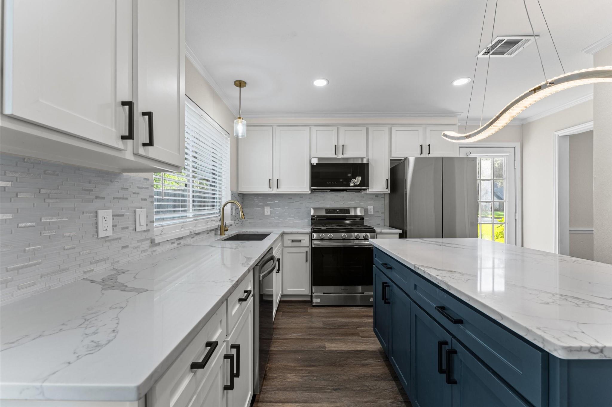 1118 Cheyenne Meadows Drive