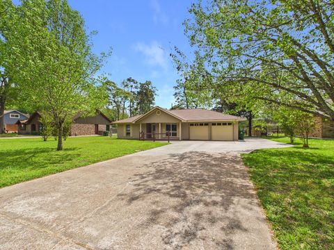 Homes For Sale - 1618 Hamblen Road<br/> Kingwood, TX 77339