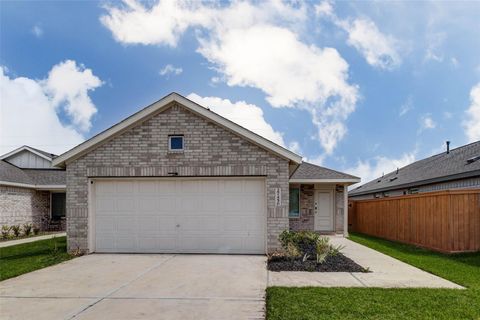 Photo of 27450 Sweetwater Bay Drive, Katy, TX 77493 (MLS # 87144581)