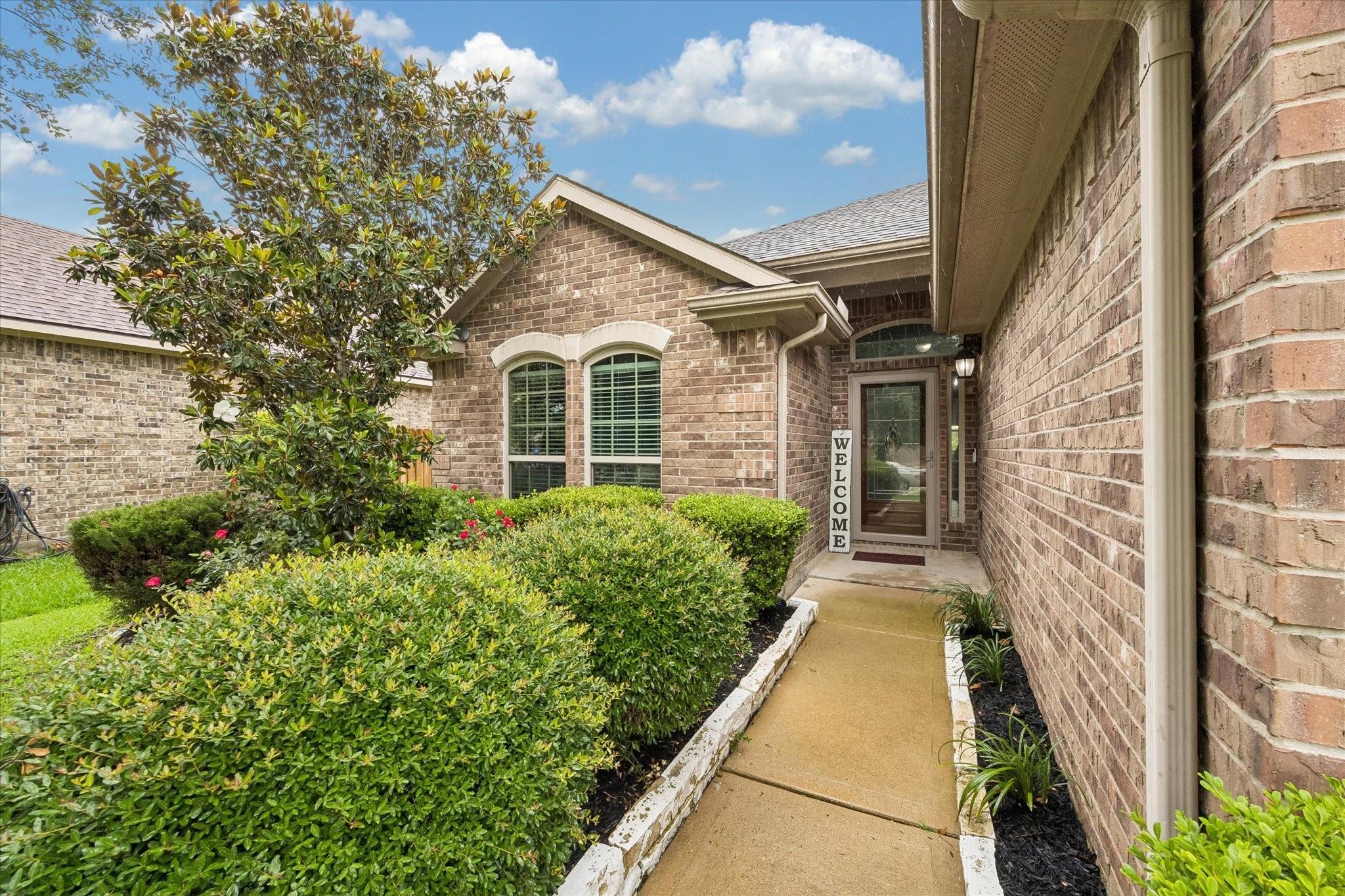 1521 Bluestone Edge Lane