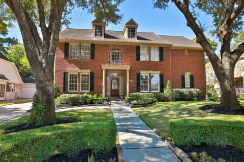 Photo of 16107 Abberton Hill Drive, Spring, TX 77379 (MLS # 95936293)