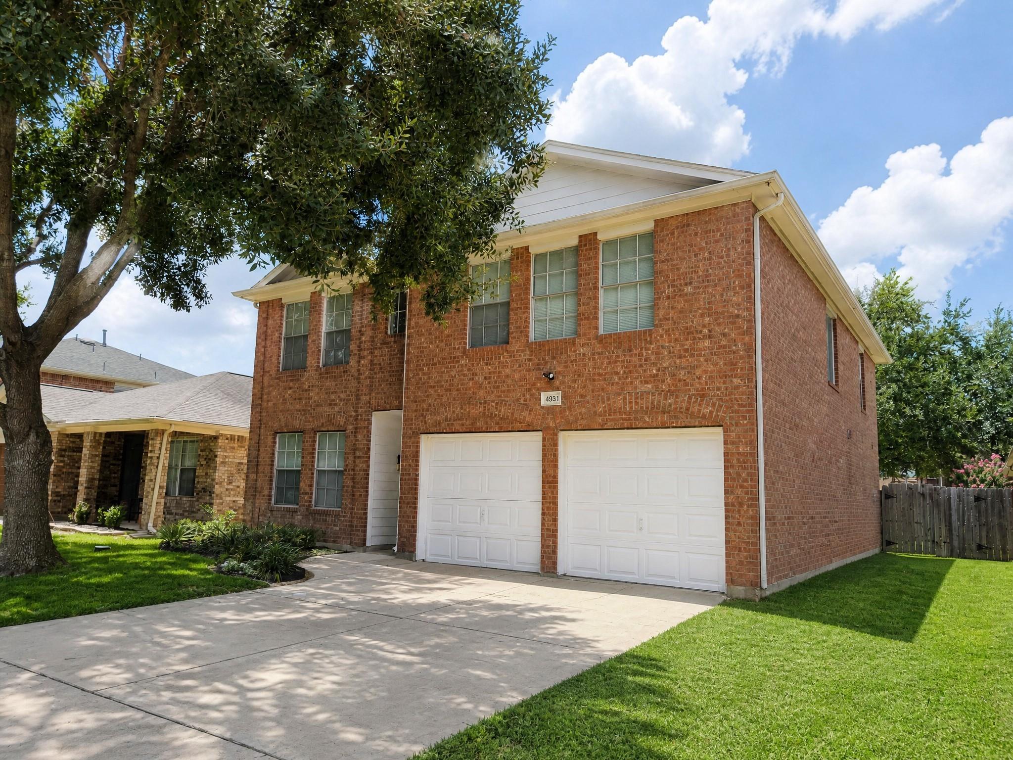 4931 Deep Glen Lane