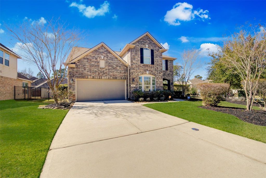 Photo of 87 N Pinto Point Circle, Spring, TX 77389 (MLS # 90812032)