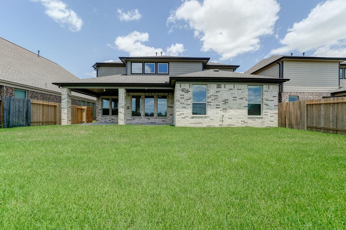3215 Bushy Hawthorne Drive