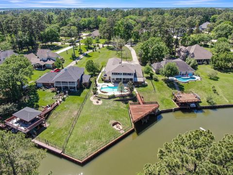 12758 Aries Loop Willis TX 77318