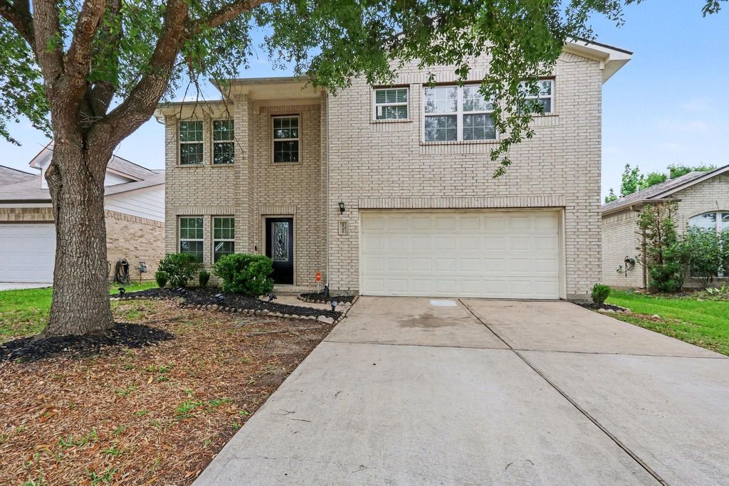 Photo of 2705 Golden Creek Lane, Pearland, TX 77584 (MLS # 27718771)