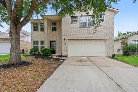 Photo of 2705 Golden Creek Lane, Pearland, TX 77584 (MLS # 27718771)