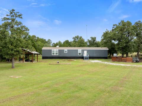 Photo of 319 Berry Creek Drive, Caldwell, TX 77836 (MLS # 83505625)