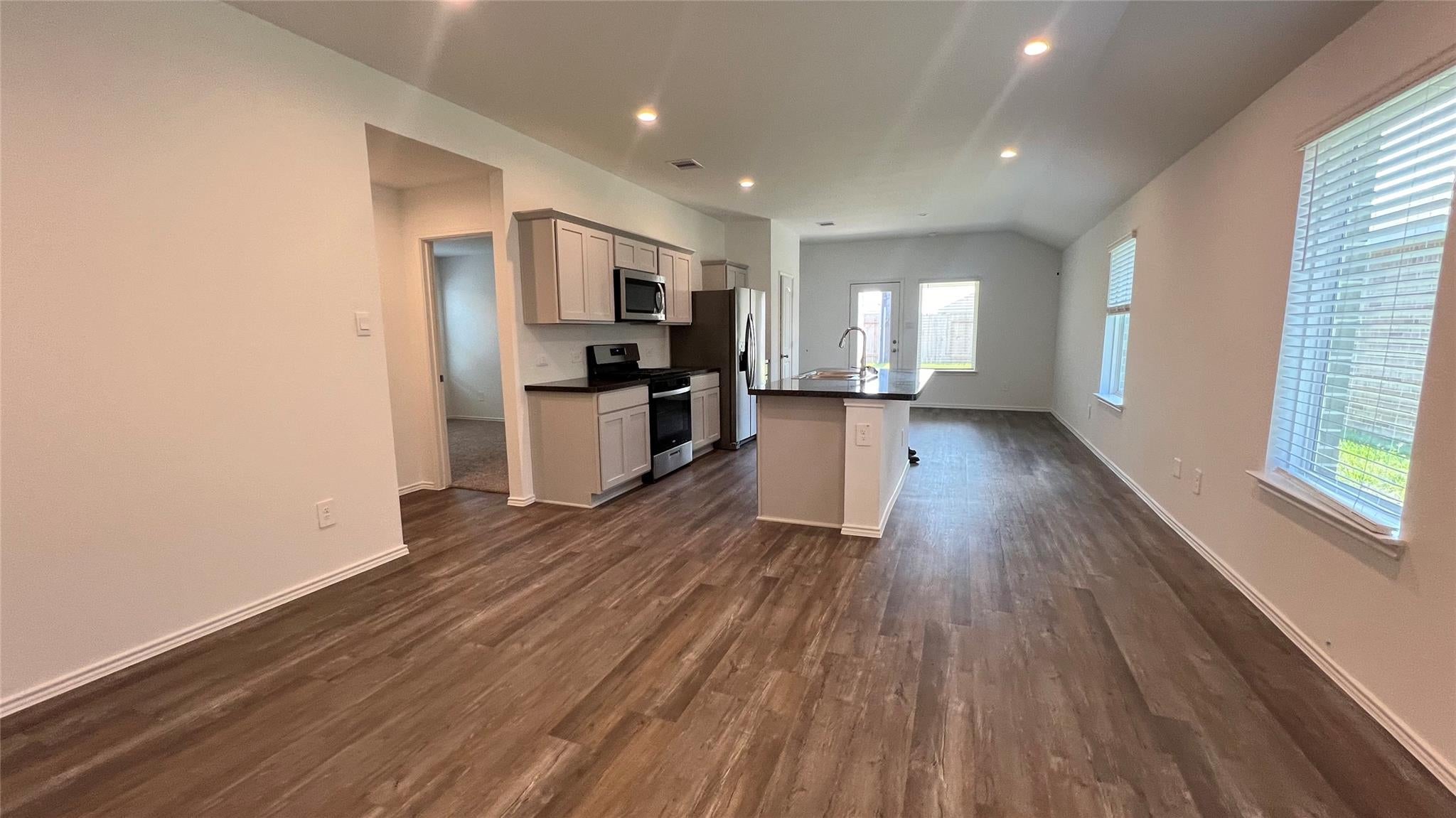 5434 Desert Glen Drive