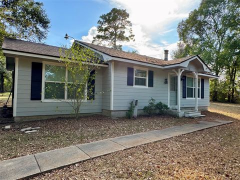 13 Chandler Road Huntsville TX 77320