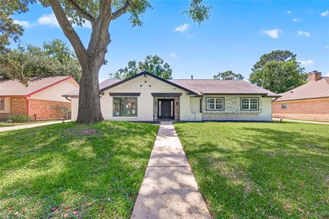 Photo of 9519 Moorberry Lane, Houston, TX 77080 (MLS # 73355051)